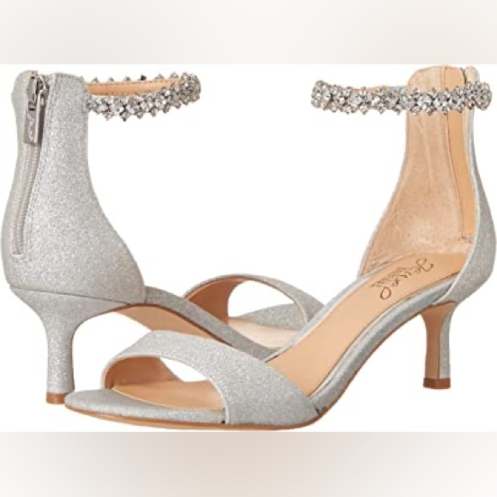 NWOT-Jewel Badgley Mischka Silver Glitter Lorraine Size 8